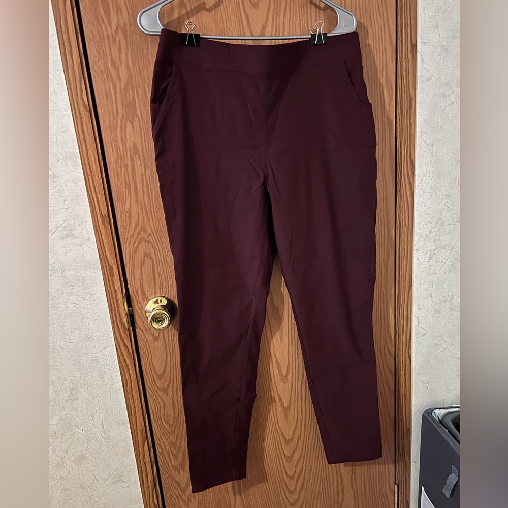 Nanette Lepore Deep Burgundy Cropped Pants